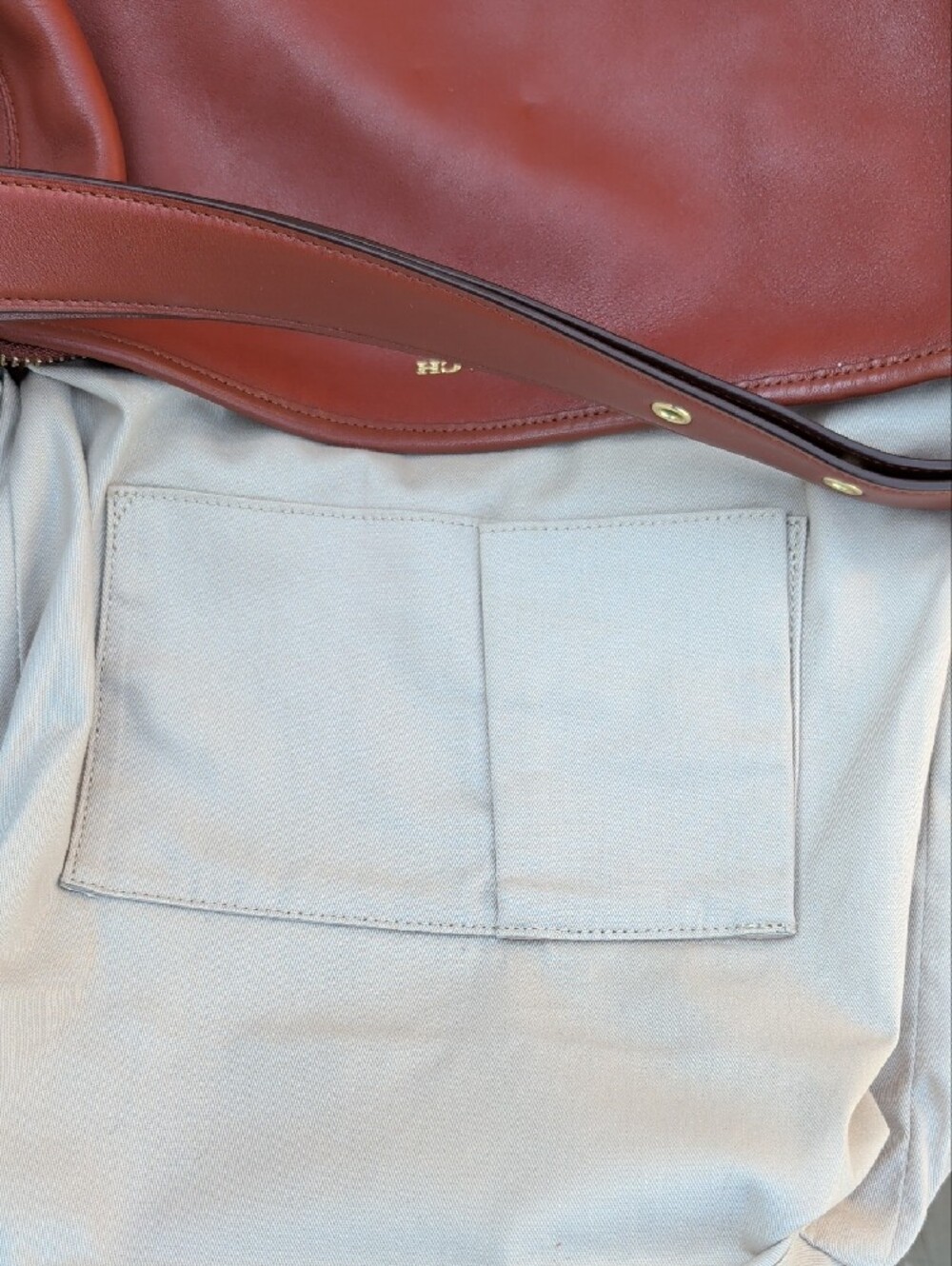 Coach Vintage Legacy Duffle Shoulder Bag Cognac (19889) EUC - Picture 11 of 12